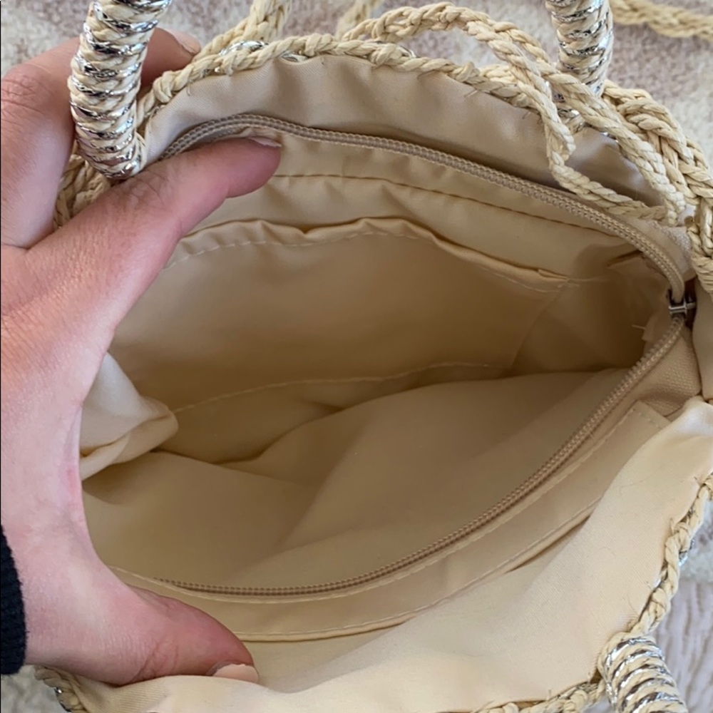 Woven Crossbody Bag with Silver Details - Picture 4 of 4